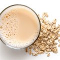 شیر جو دو سر Oatmilk